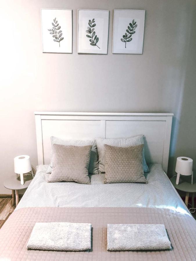 Bankowa 8 Guest Rooms Zielona Góra Extérieur photo